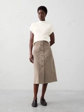 NWT Banana Republic Midi Skirt, Grey Beige (Mocha Latte), size 4